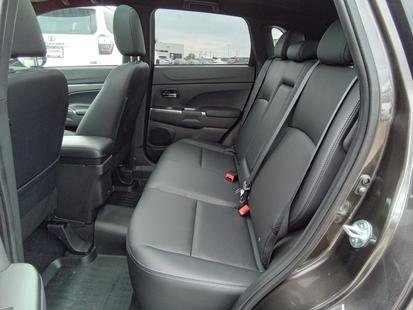 2025 Mitsubishi RVR - View 4