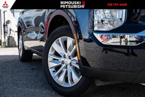 2025 Mitsubishi Outlander - View 2