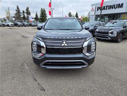 2025 Mitsubishi Outlander - View 2