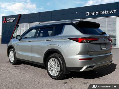 2025 Mitsubishi Outlander PHEV - View 4