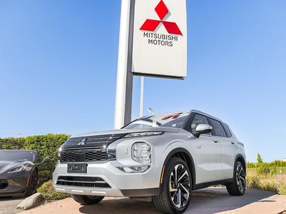2025 Mitsubishi Outlander-PHEV