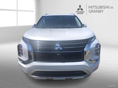 2025 Mitsubishi Outlander PHEV - View 3