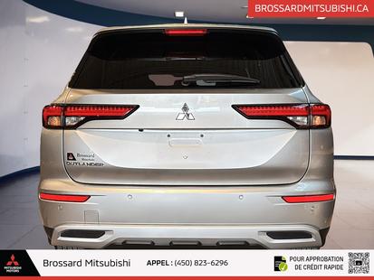 2025 Mitsubishi Outlander PHEV - View 3
