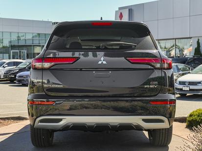 2025 Mitsubishi Outlander PHEV - View 2