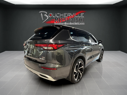 2025 Mitsubishi Outlander PHEV - View 3