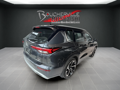 2025 Mitsubishi Outlander PHEV - View 4