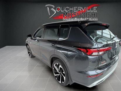 2025 Mitsubishi Outlander PHEV - View 3
