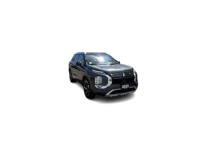 2025 Mitsubishi Outlander PHEV - View 3