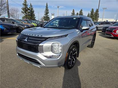 2025 Mitsubishi Outlander PHEV - View 3