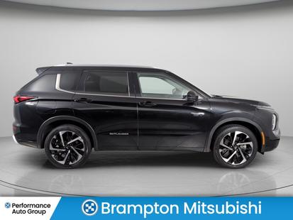 2025 Mitsubishi Outlander PHEV - View 4