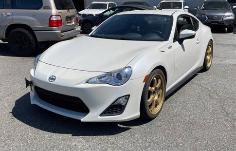 2015 Scion FR-S Manual [LOW KM/UPGRADED]