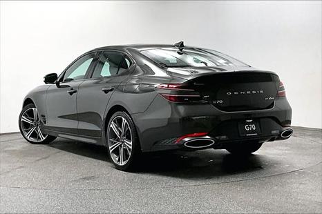 2026 GENESIS G70 - View 4