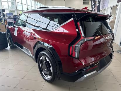 2026 Kia EV9 - View 4