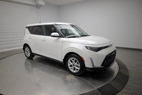 2023 Kia Soul EX