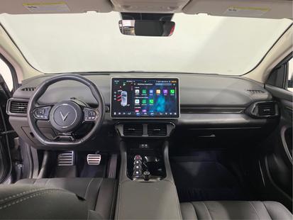 2023 VinFast VF 8 - View 4