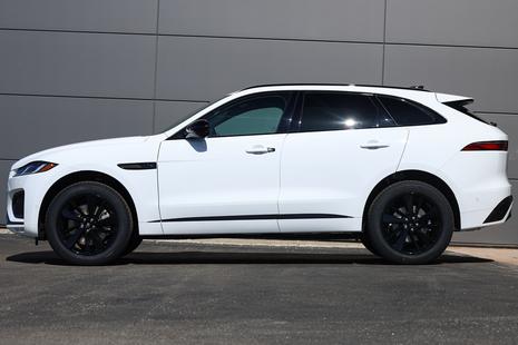 2026 Jaguar F-Pace - View 3