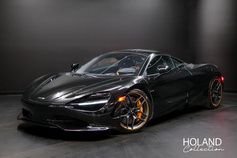 2025 McLaren 750S - View 2