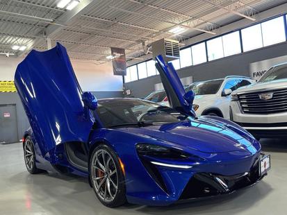 2023 McLaren Artura - View 4