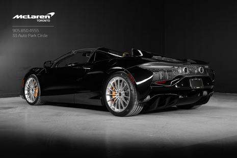 2025 McLaren Artura - View 3