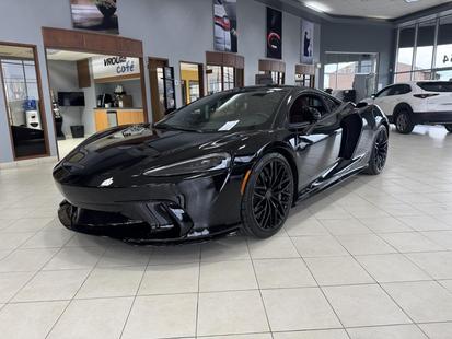 2025 McLaren GTS - View 2