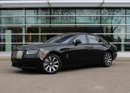 2022 Rolls-Royce Ghost Black Badge