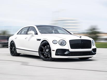 2022 Bentley Flying Spur V8|IMMACULATE CONDITION|RED INT|STRAIGHT HEADLINER|CLEAN CARFAX