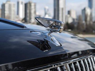 2024 Bentley Flying Spur - View 2