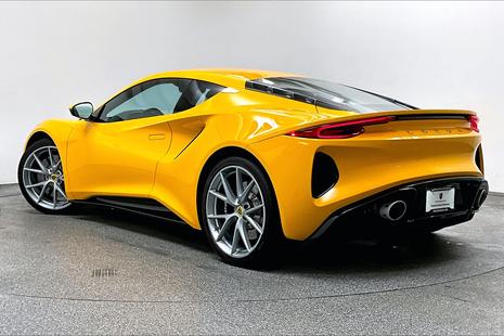 2024 Lotus Emira - View 3