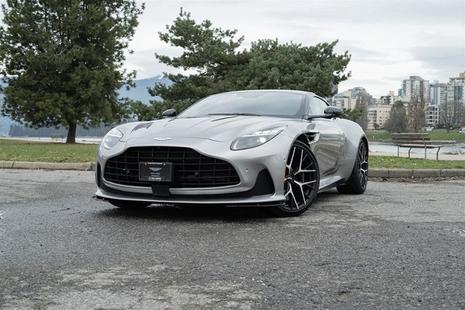 2024 aston-martin db12 Coupe