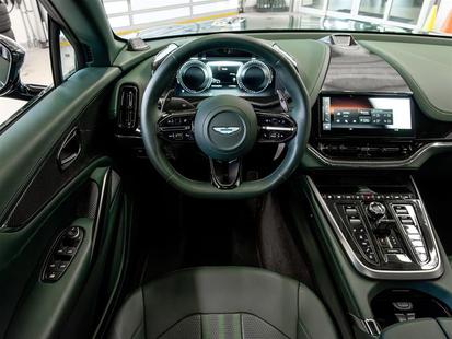 2025 Aston Martin DBX707