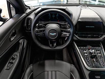 2025 Aston Martin DBX707