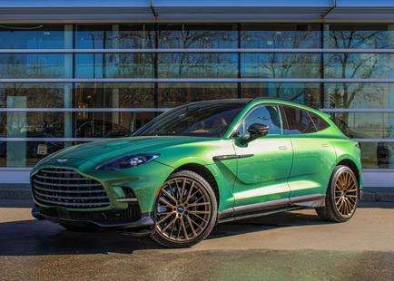 2025 Aston Martin DBX 707