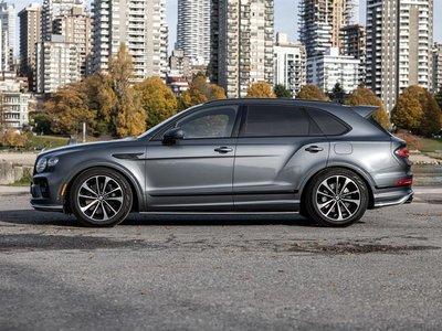 2023 Bentley Bentayga - View 3