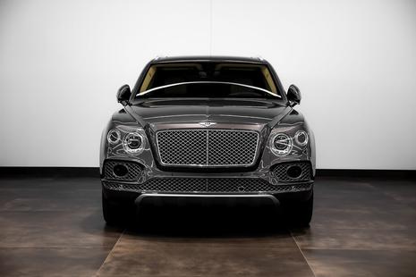 2017 Bentley Bentayga - View 2