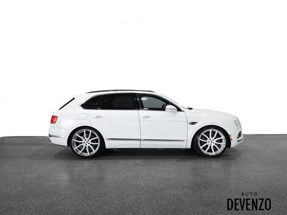2018 Bentley Bentayga - View 3
