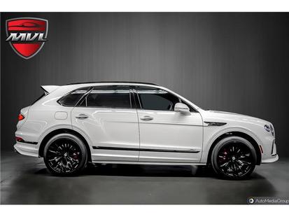2021 Bentley Bentayga - View 3