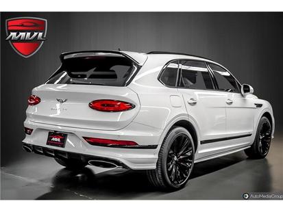 2021 Bentley Bentayga - View 4