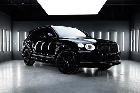 2021 Bentley Bentayga - View 3