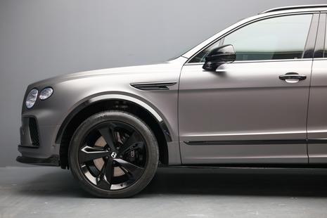 2023 Bentley Bentayga - View 4