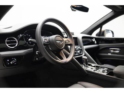 2023 Bentley Bentayga - View 4