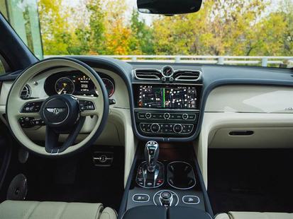 2023 Bentley Bentayga - View 2