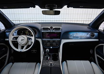 2023 Bentley Bentayga - View 3