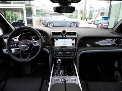 2025 Bentley Bentayga - View 2