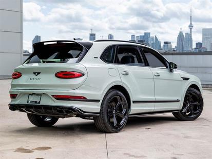 2025 Bentley Bentayga - View 4