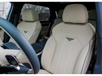 2024 Bentley Bentayga - View 3