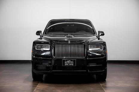 2023 Rolls-Royce Cullinan - View 2
