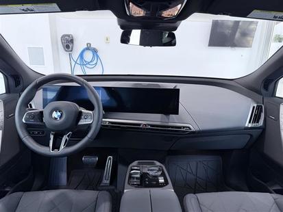 2026 BMW iX - View 3