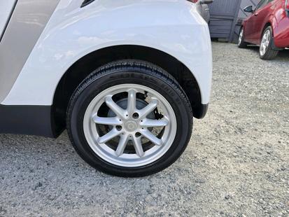 2009 smart fortwo - View 2