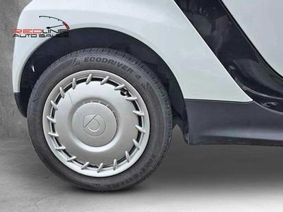 2013 smart fortwo - View 3