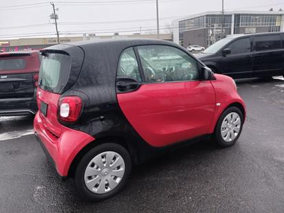 2016 smart fortwo - View 3